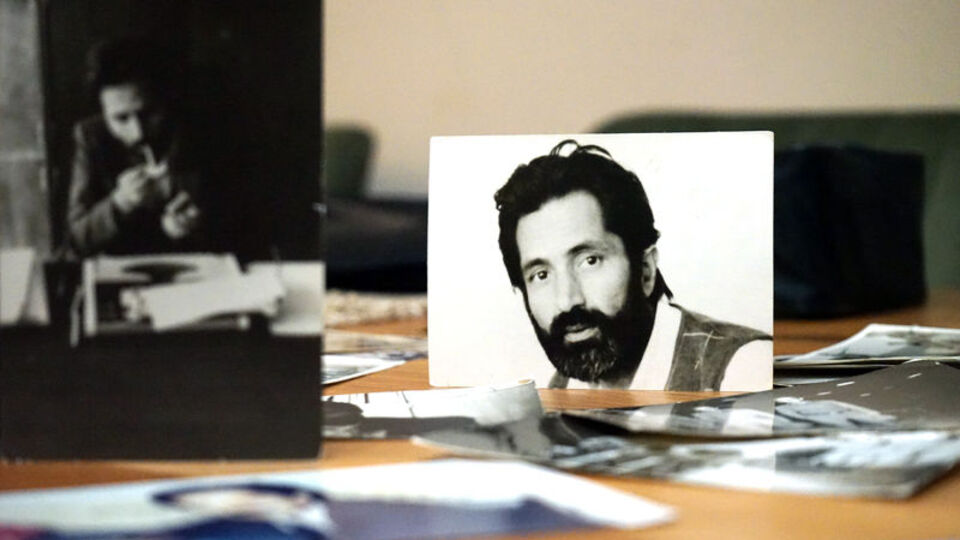 Cahit Zarifoğlu kimdir?