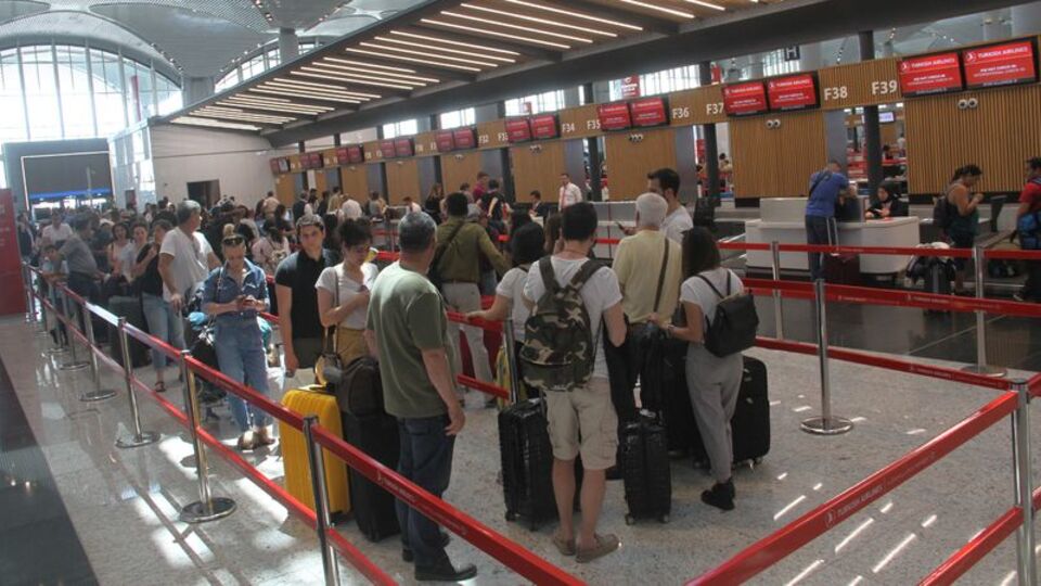 İstanbul Havalimanı'nda yoğunluk arttı