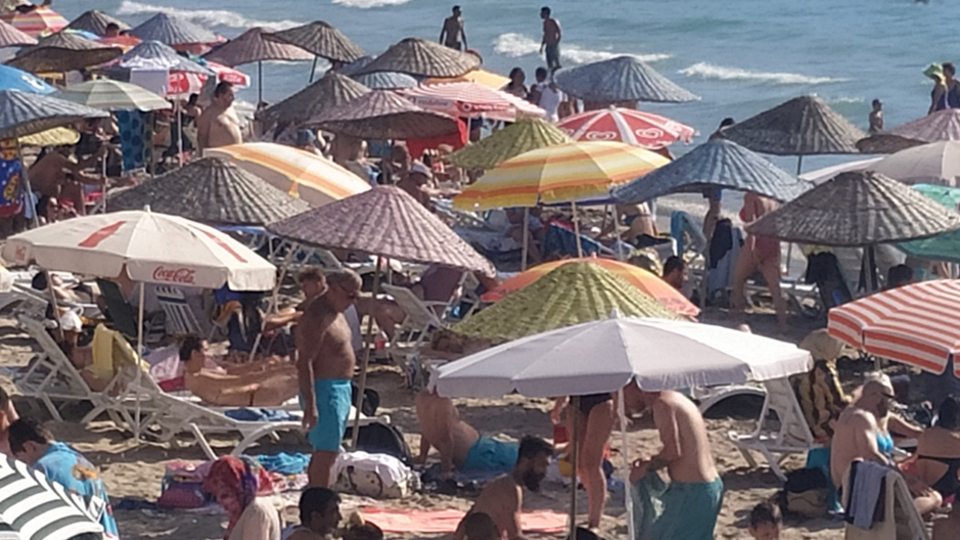 O plajda yer kalmadı!