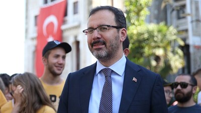 Bakan Kasapoğlu'ndan Millilere destek