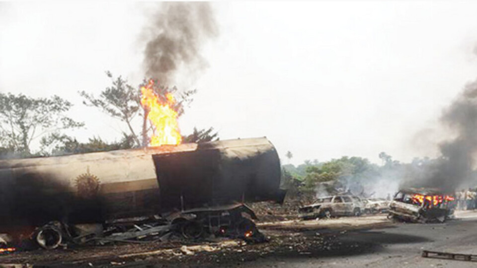 Nijerya'da trafik kazası: 19 ölü