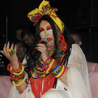 "Eskiden dostumuz vardı..."