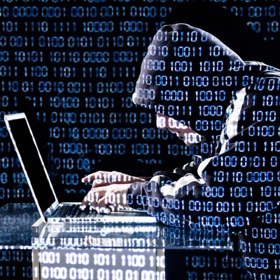 Önce 'Hacker'lar, ardından Moody's...
