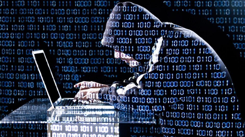 Önce 'Hacker'lar, ardından Moody's...