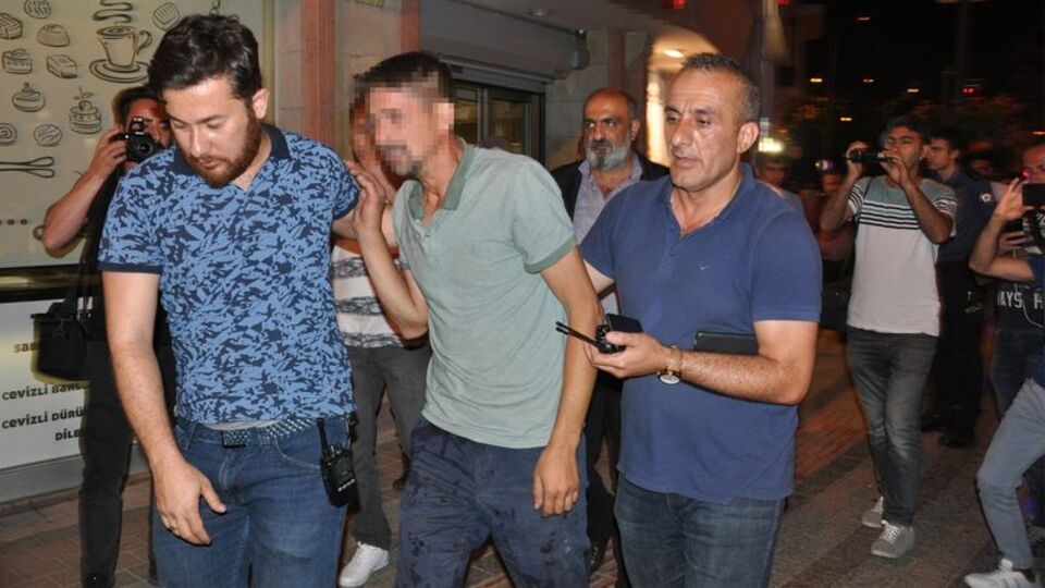 Eşiyle tartıştı intihara kalkıştı