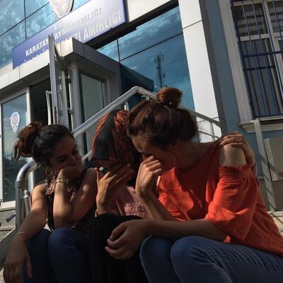 Öğrencileri vatandaşlar kurtardı