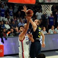 Anadolu Efes seriyi eşitledi!