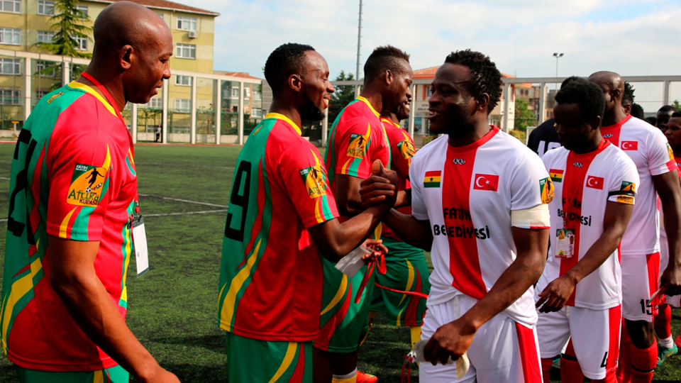 Emenike de oradan çıkmıştı!