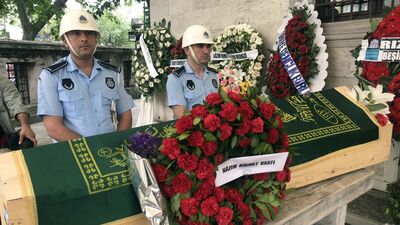 Ünlü ressam için tören düzenlendi