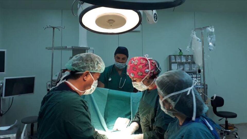 Bağırsağının bir kısmı göğüs kafesinden çıktı!