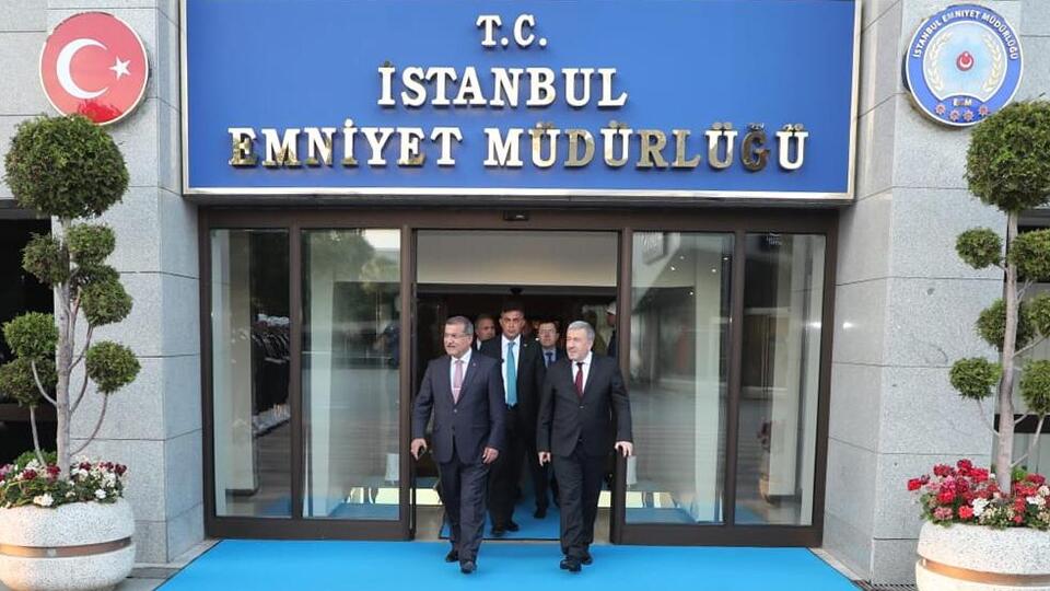 Celal Uzunkaya'dan İstanbul Emniyeti'ne kritik ziyaret