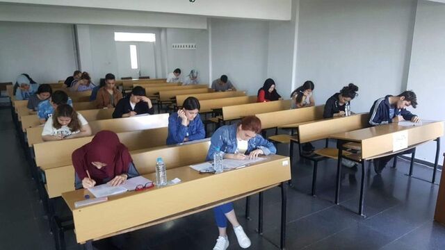 "Sınavı ölüm kalım meselesi yapmayın"