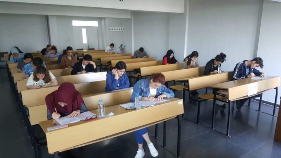 "Sınavı ölüm kalım meselesi yapmayın"