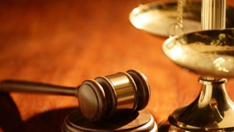 Eşini öldürtmeye kalkan kadına 15 yıl!