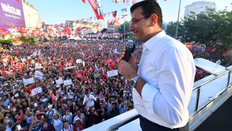 Ekrem İmamoğlu Esenler'de miting düzenledi