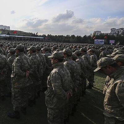 Yeni askerlikte revizyon sinyali