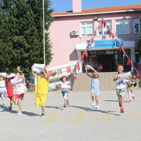 Okul zili son kez tatil için çaldı!