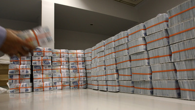 Merkez'den piyasaya 12 milyar lira