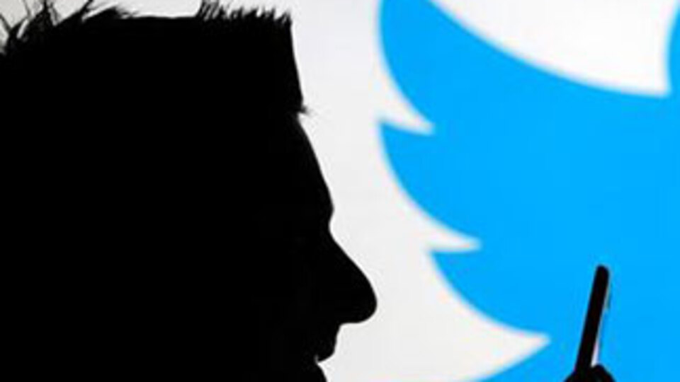 İran'a bir şok da Twitter'dan!