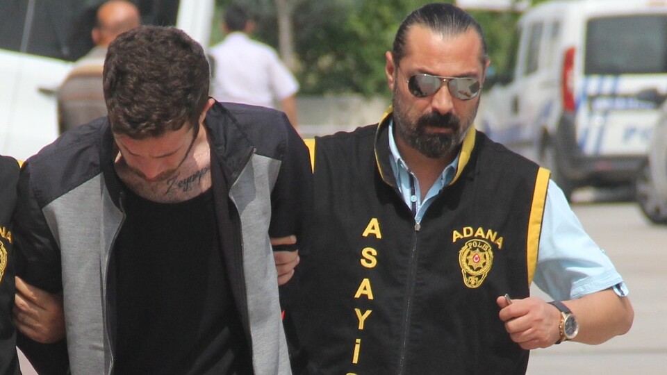 Gasp zanlısını boynundaki "Zeynep" dövmesi yakalattı