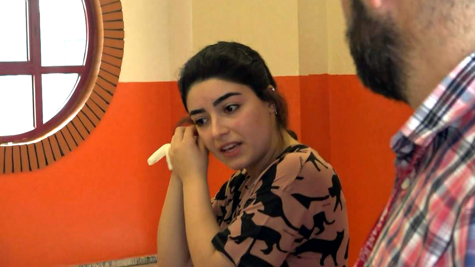 Kulaklarındaki piercing yüzünden YKS'ye giremedi