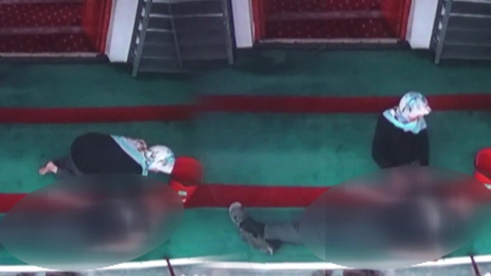 60 yıllık eşi için her şeyi denedi