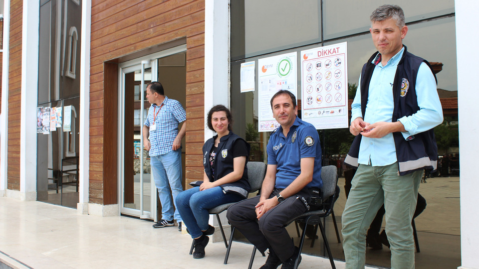 Yanlış okula gelen öğrenci için seferber oldular