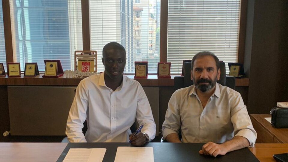 Sivasspor'un yeni kalecisi Fransa'dan