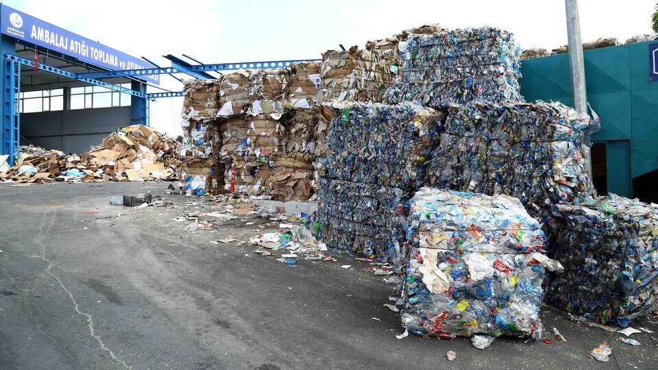 "Ambalajın geri dönüşümü ekonomiye katkı sağlıyor"
