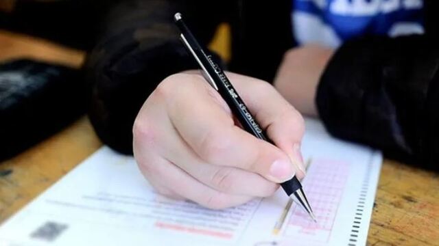 Eğitim uzmanları AYT'yi değerlendirdi!
