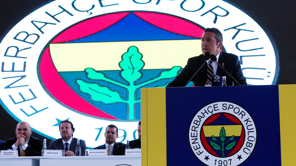 Ali Koç yönetimi ibra edildi