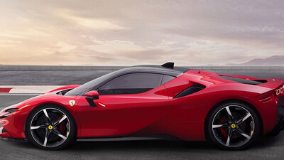 Ferrari resmen tanıttı