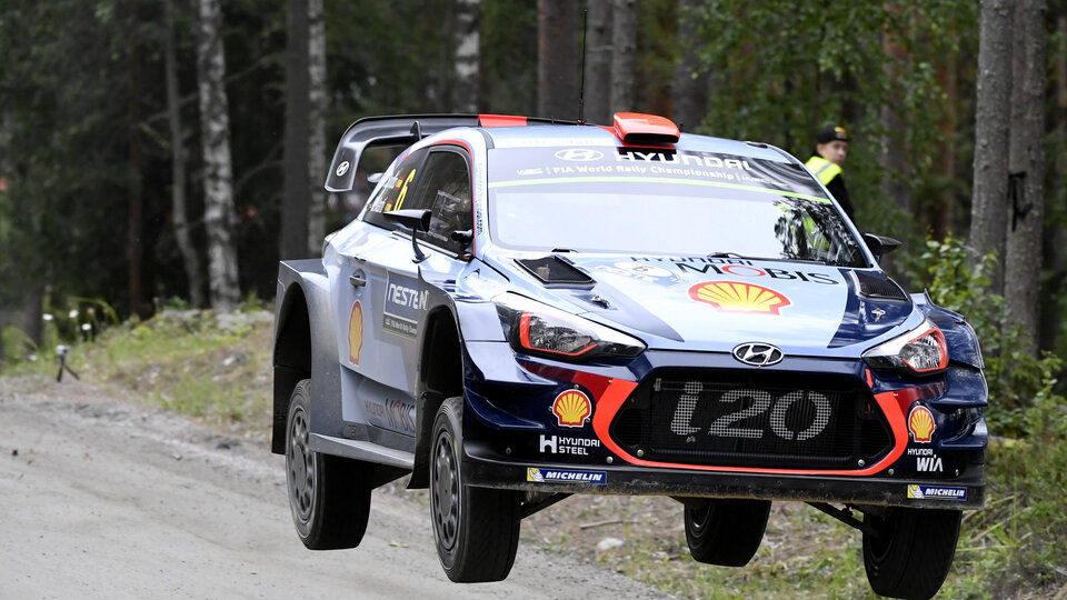 İtalya Rallisi'ni Sordo kazandı