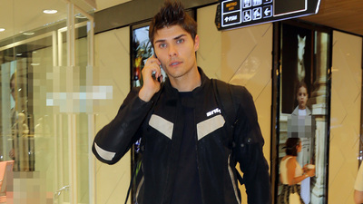 "Gelen projeleri okuma aşamasındayım"