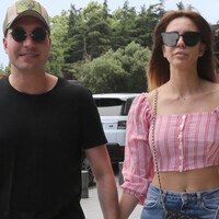 Sevgilisiyle alışverişte