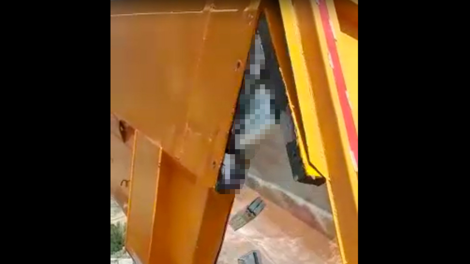 TIR'ın dorsesinde gizli bölmeden çıktı!