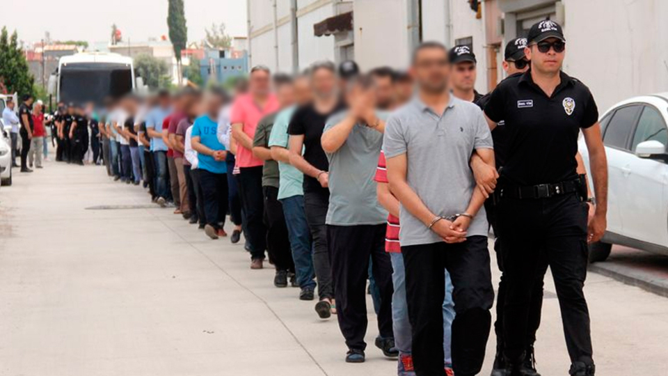 Birçok ilde FETÖ operasyonu! 154 gözaltı kararı