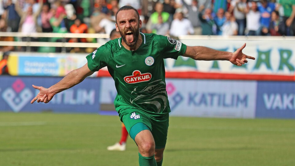 Vedat Muriç için resmi açıklama!