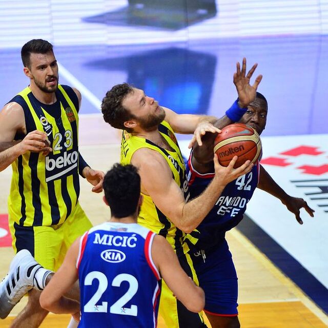 Potada final serisi 6. maçla devam edecek