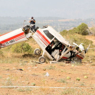 Eğitim uçağıyla ölüm uçuşu