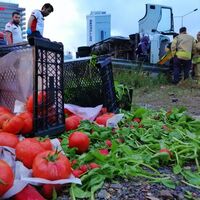 D-100 Karayolunda 8 araç birbirine girdi