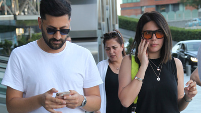 Yakın arkadaşlar alışverişte