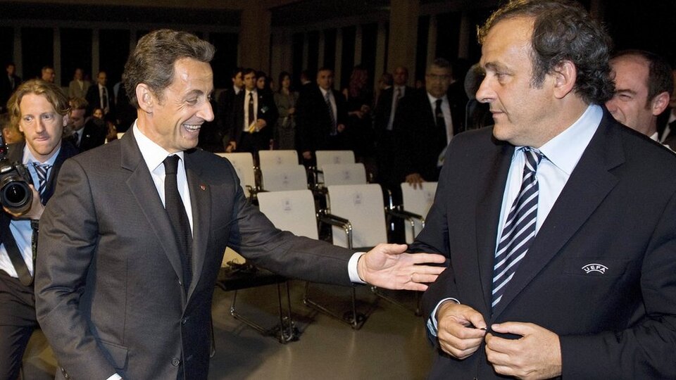 Michel Platini - Times: Eski UEFA Başkanı, Türkiye'nin Fransa'ya bir oyla kaybettiği EURO 2016 için de sorgulandı