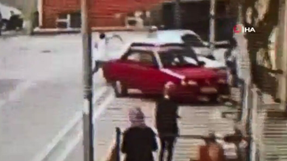 Babanın trafik cezası öfkesi!