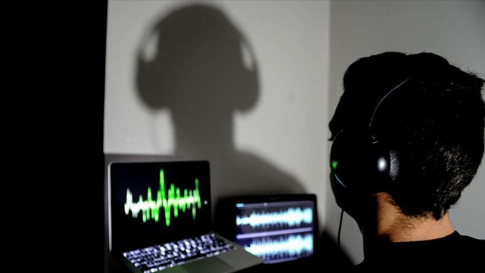 'Usulsüz dinleme' davasında karar