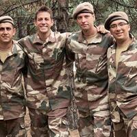 Ünlü oyuncu terhis oldu