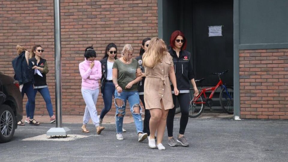 Polis şifreyi çözüp çeteyi çökertti!