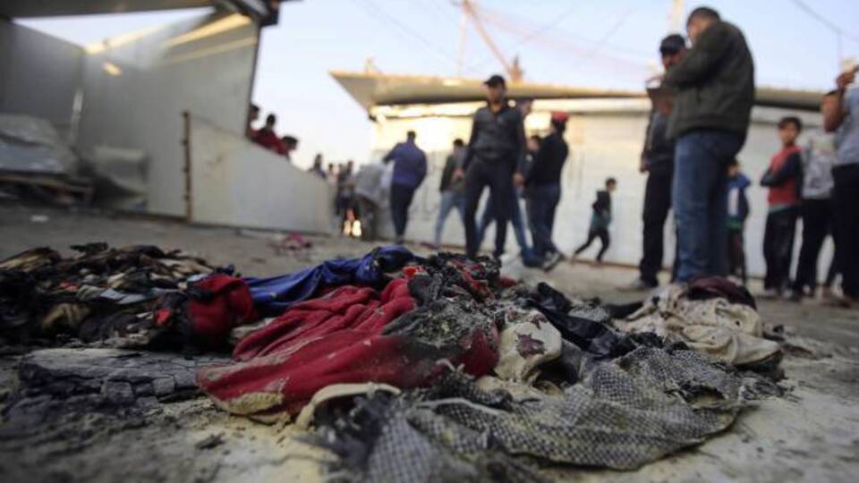 Bağdat'ta camiye saldırı: 10 ölü, 30 yaralı!