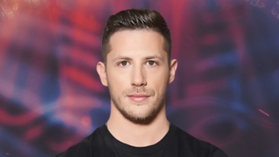 Nikos Kosmas kimdir?