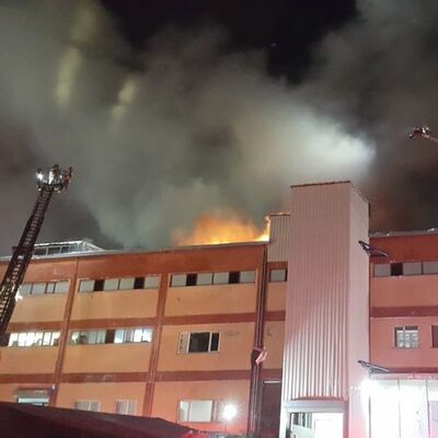 Büyükçekmece'de fabrika yangını